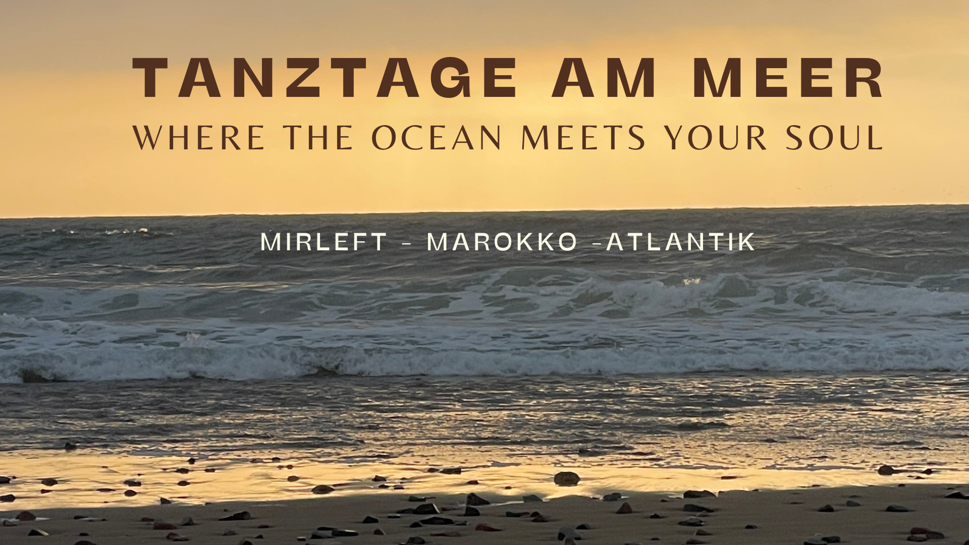 Wüstentänzerin im Wind