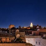 Über den Dächern in Marrakesch nachts um drei.